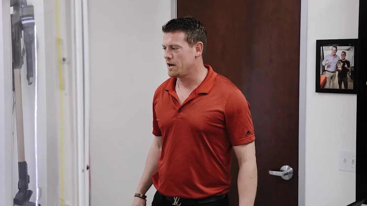 Dr. Jeff McWhorter, D.C., arriving in a treatment room